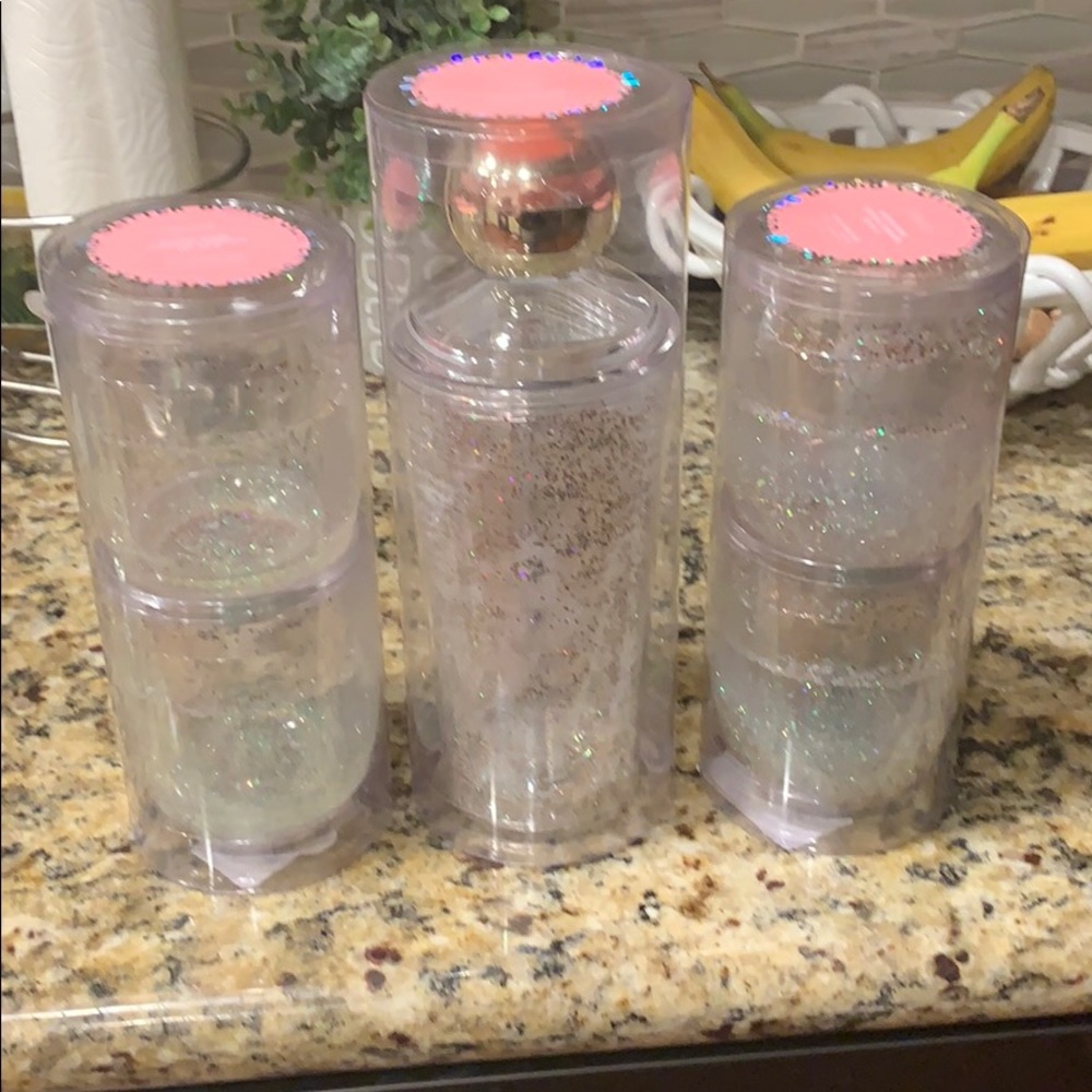 Bando cocktail shaker and 4 tumblers- brand new